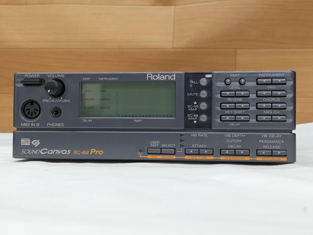 Roland SC-88 PRO 音源モジュール シンセサイザー　説明書付き 貴重 Roland SC-88 Pro 説明書 DTM 音源モジュール - メルカリ