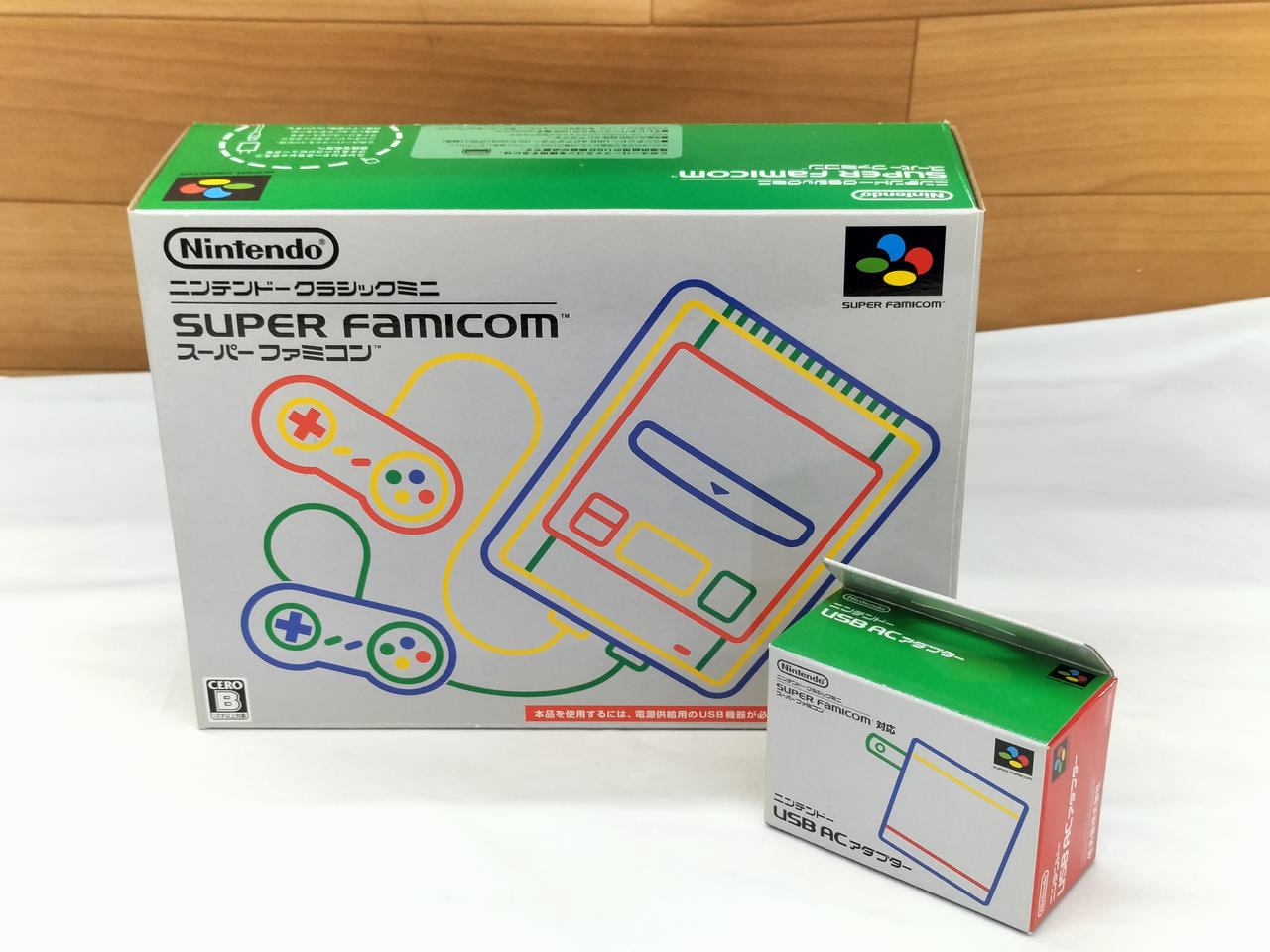 【美品】ニンテンドークラシックミニ　箱付き Nintendo (ニンテンドー) ニンテンドークラシックミニ ダブル