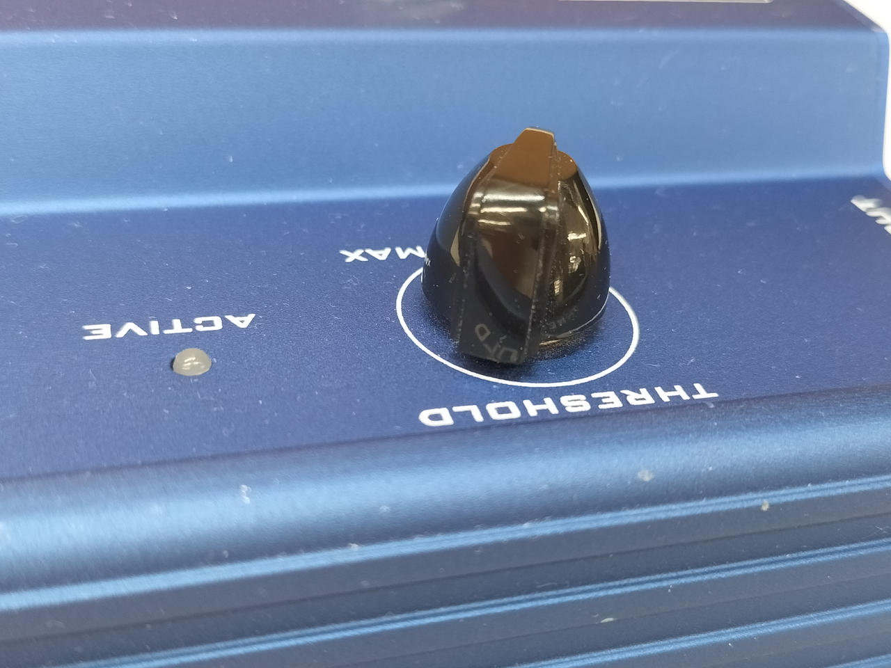 【最終価格】Rocktron THE SURF TREMOLO エフェクター Rocktron SURF TREMOLO（中古）【楽器検索デジマート】