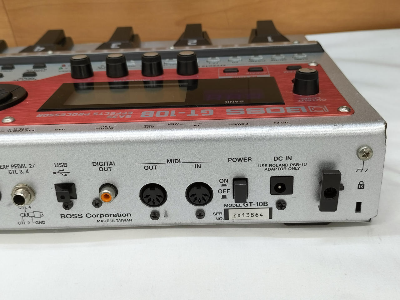 BOSS GT-10B ベース用マルチエフェクター BOSS GT-10B ベース用 エフェクターGT10B ボス 【 アクア