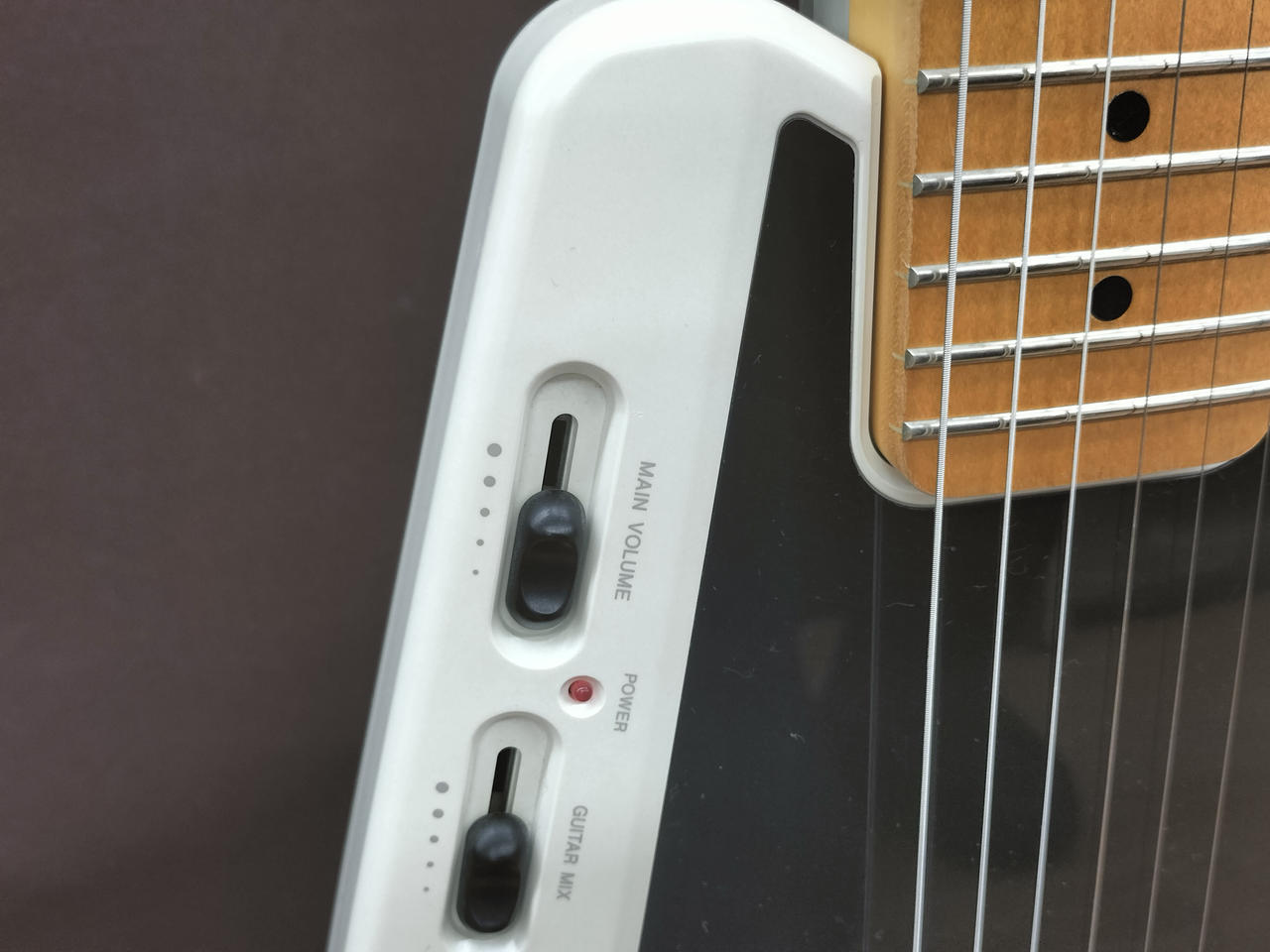 CASIO EG−5 アンプ内蔵ギター Casio EG-5 EleKing Guitar White with Built in Cassette Deck