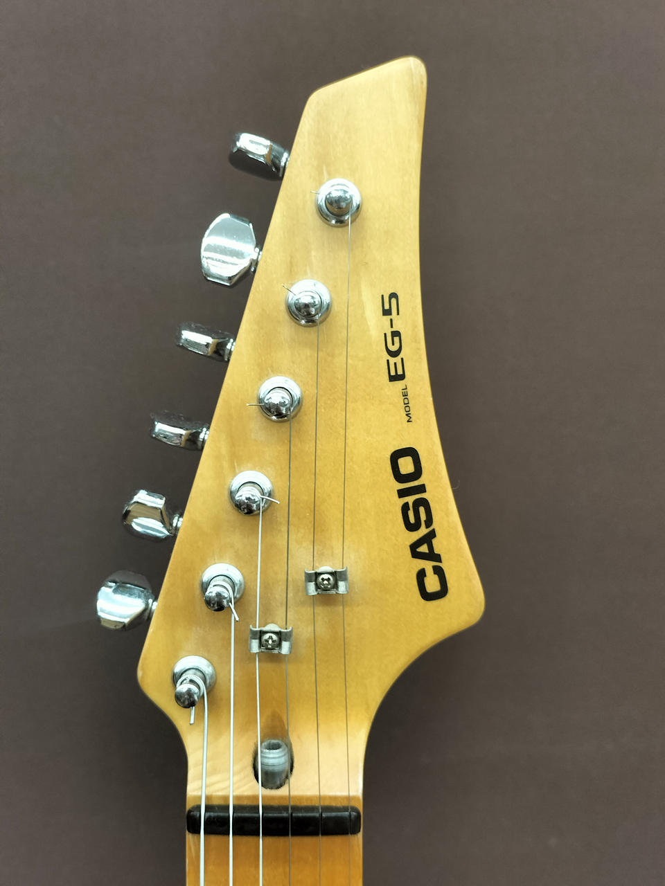CASIO EG−5 アンプ内蔵ギター Casio EG-5 Vintage 80's（中古/送料無料）【楽器検索デジマート】