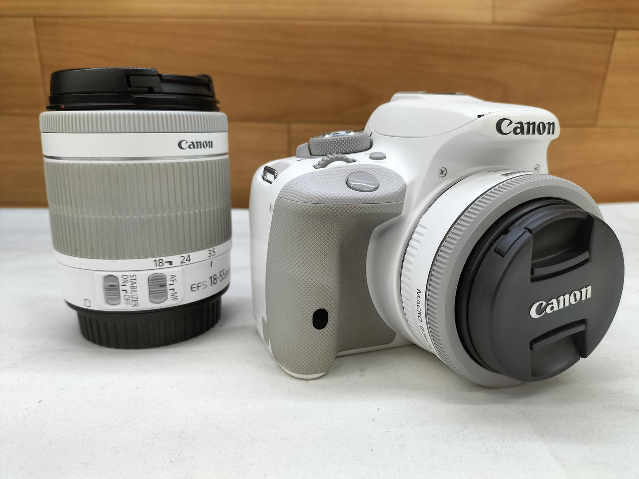 キャノン canon kiss x8i 標準&望遠&単焦点トリプルレンズセット Canon EOS Kiss X8i ダブルズームキット＋単焦点レンズ 【公式通販】
