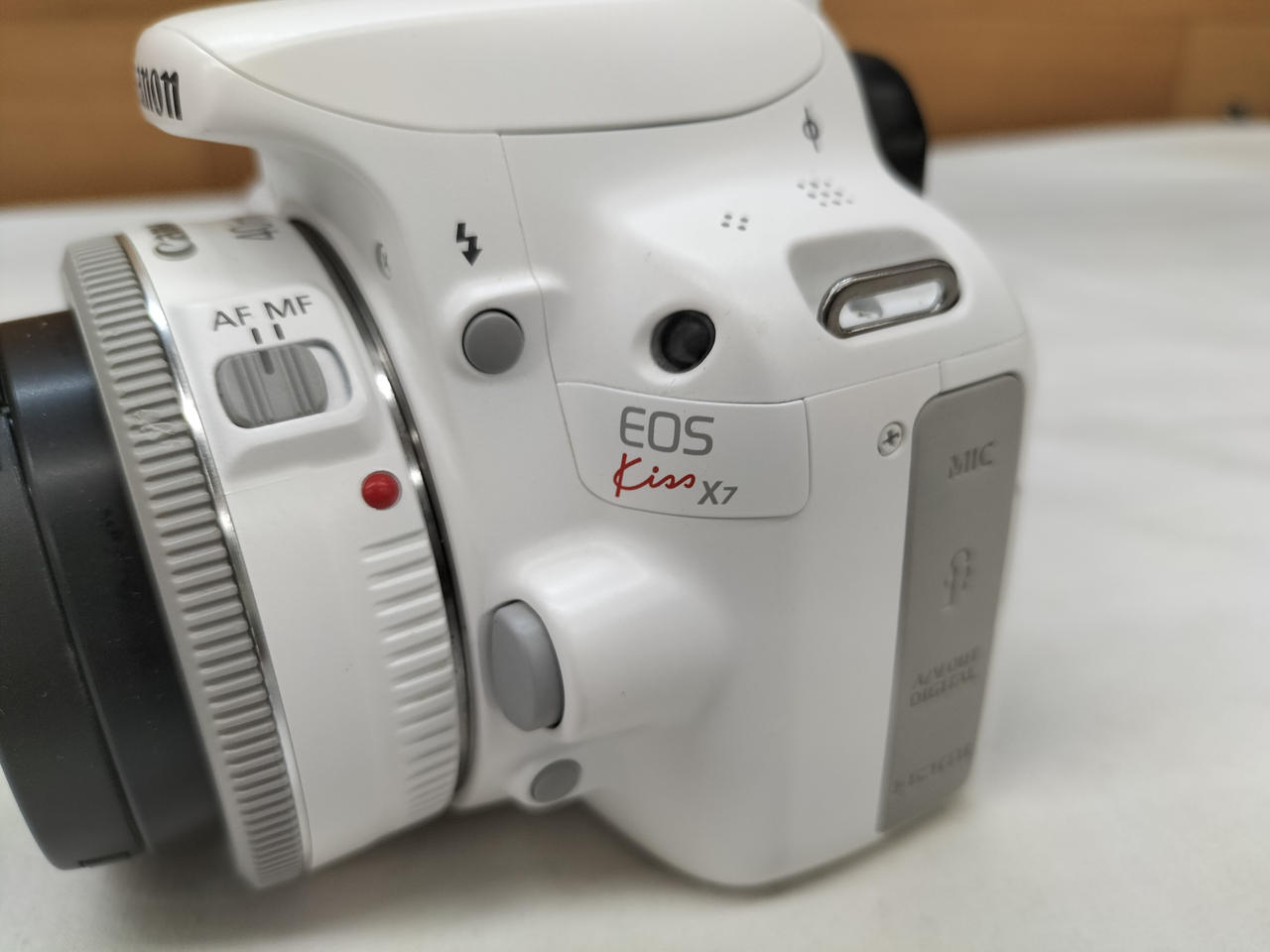 Canon EOS KISS X7 Wレンズキット 2 WHITE 一眼レフ Canon デジタル