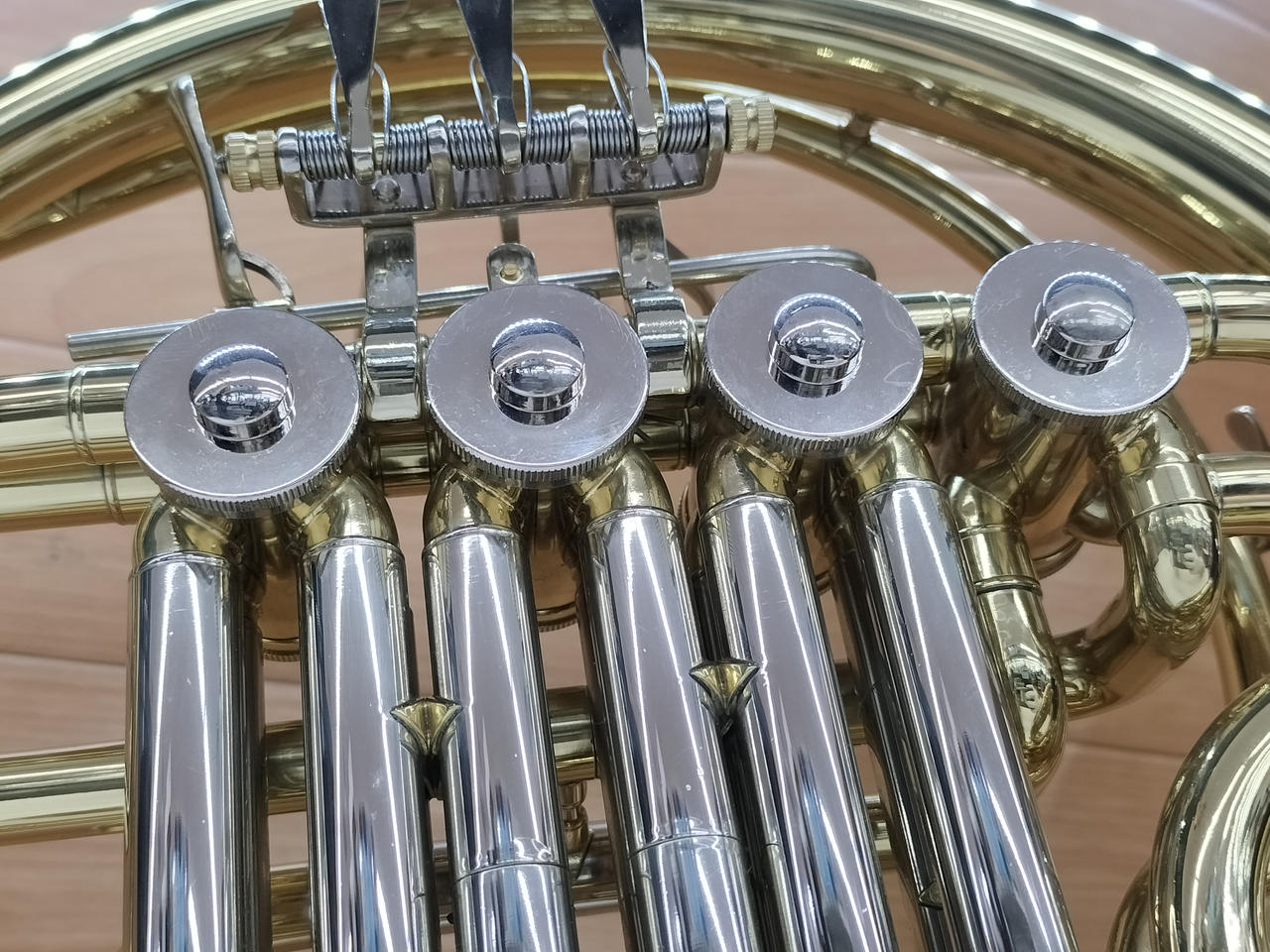 フレンチホルンSoleil 黒 ジャンク品 フレンチホルンSoleil 黒