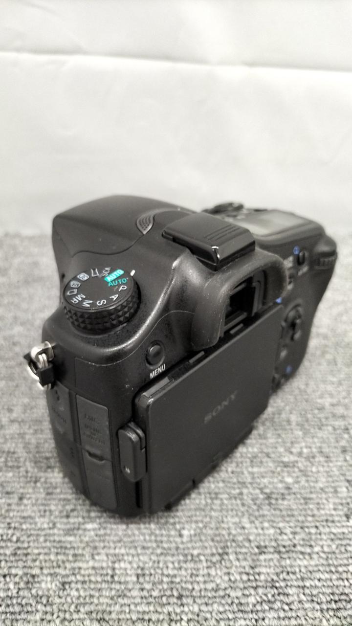 サト　　値下げ！　Sony ブラック デジタル一眼レフカメラ サト様専用 値下げ！ Sony ブラック デジタル一眼レフカメラ