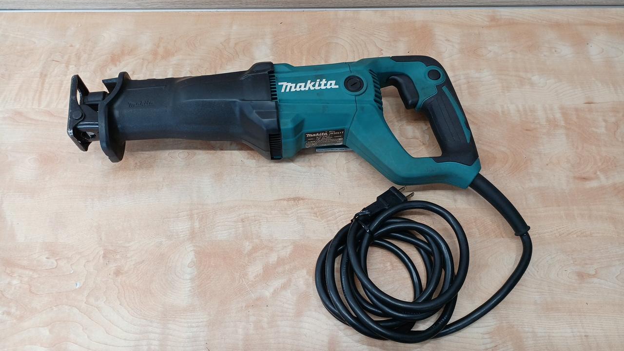 C3654☆美品 makita マキタ レシプロソー JR3050T 生産完了品 C3654☆美品 makita マキタ レシプロソー JR3050T 生産完了品