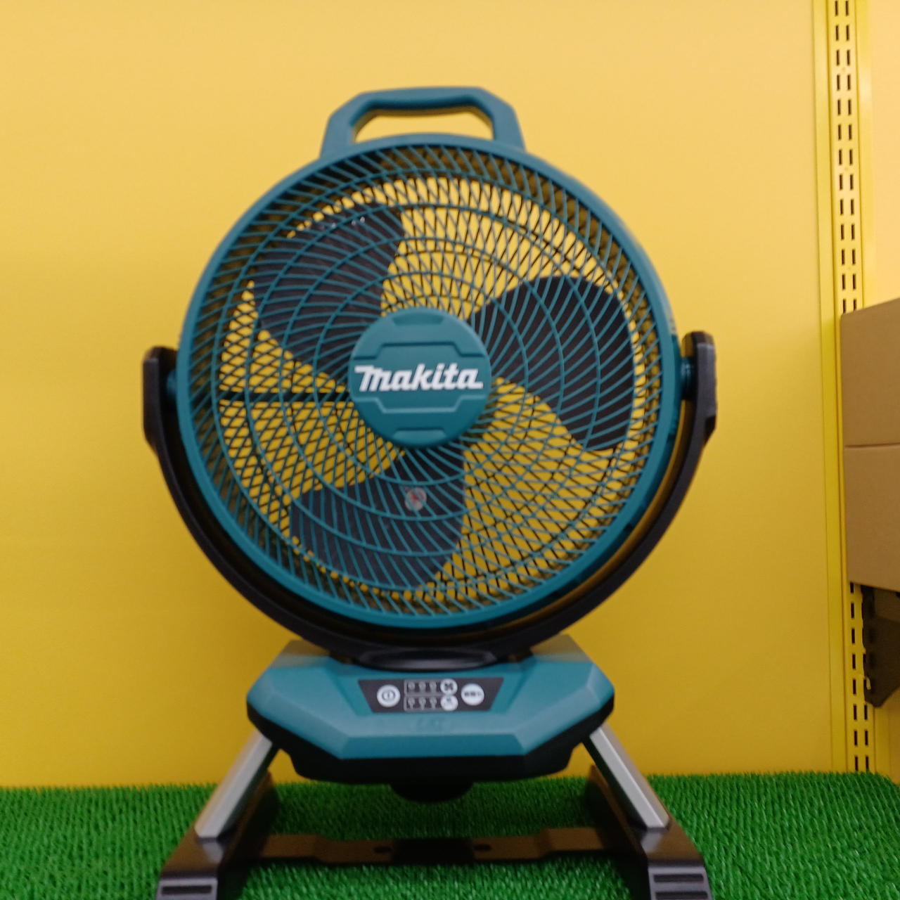 Makita CF301D ポータブルファン（CF301D | 株式会社マキタ）