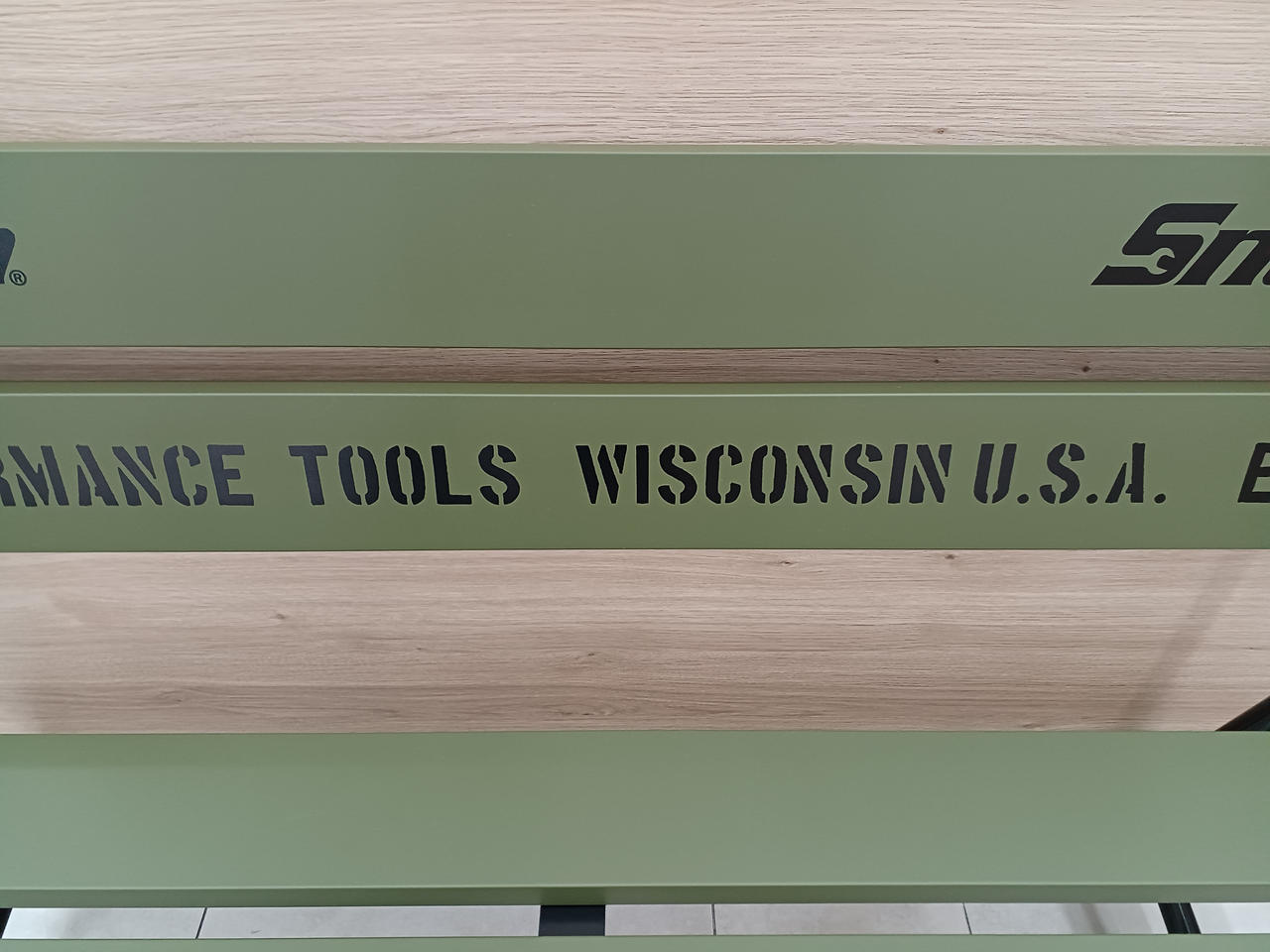 スナップオン アルミベンチ BWL7710BC 新品未開封 スナップオン アルミ製 ベンチ ガレージ 倉庫 BWL7710BC 新品未