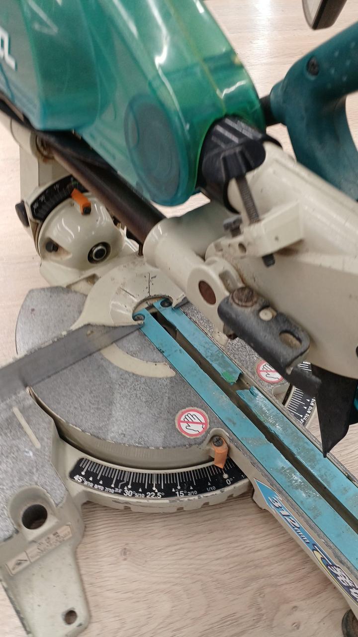 makita マキタ LS0716FL スライドマルノコ【野田愛宕店】【店頭取引