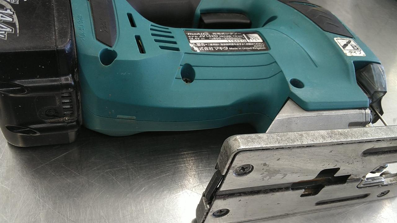 Makita - 212 マキタ　充電式ジグソー　JV142D　中古品 Amazon | マキタ(Makita) 充電式ジグソー 14.4V 1.6mm ケース付