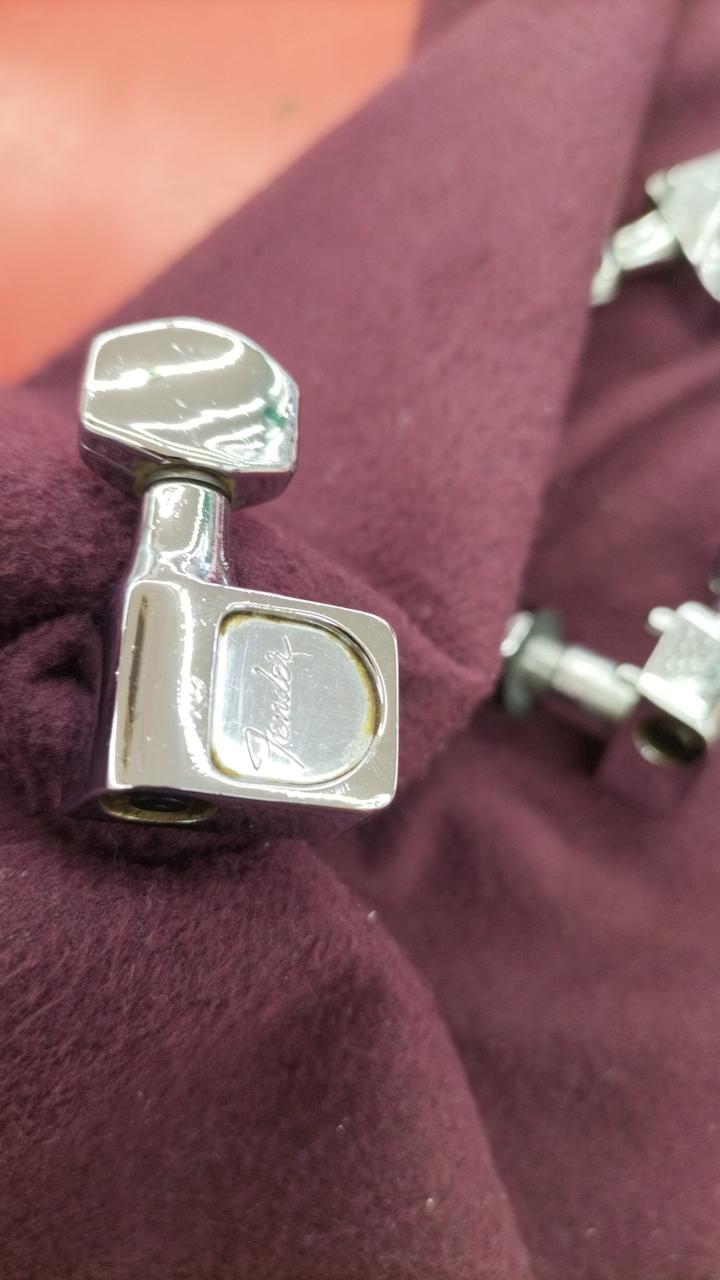 グリス汚れあり