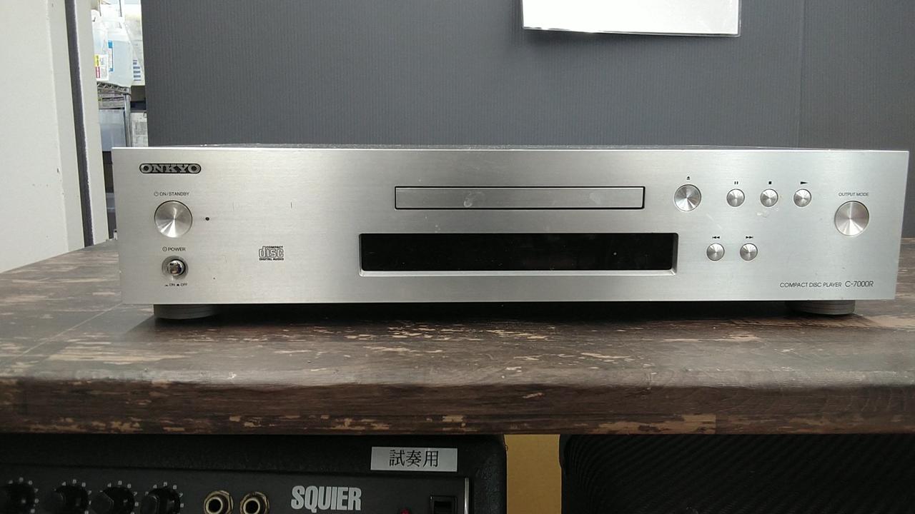 ポータブルプレーヤー ONKYO C-7000R Onkyo C-7000R (C7000R) Odtwarzacz płyt CD cena