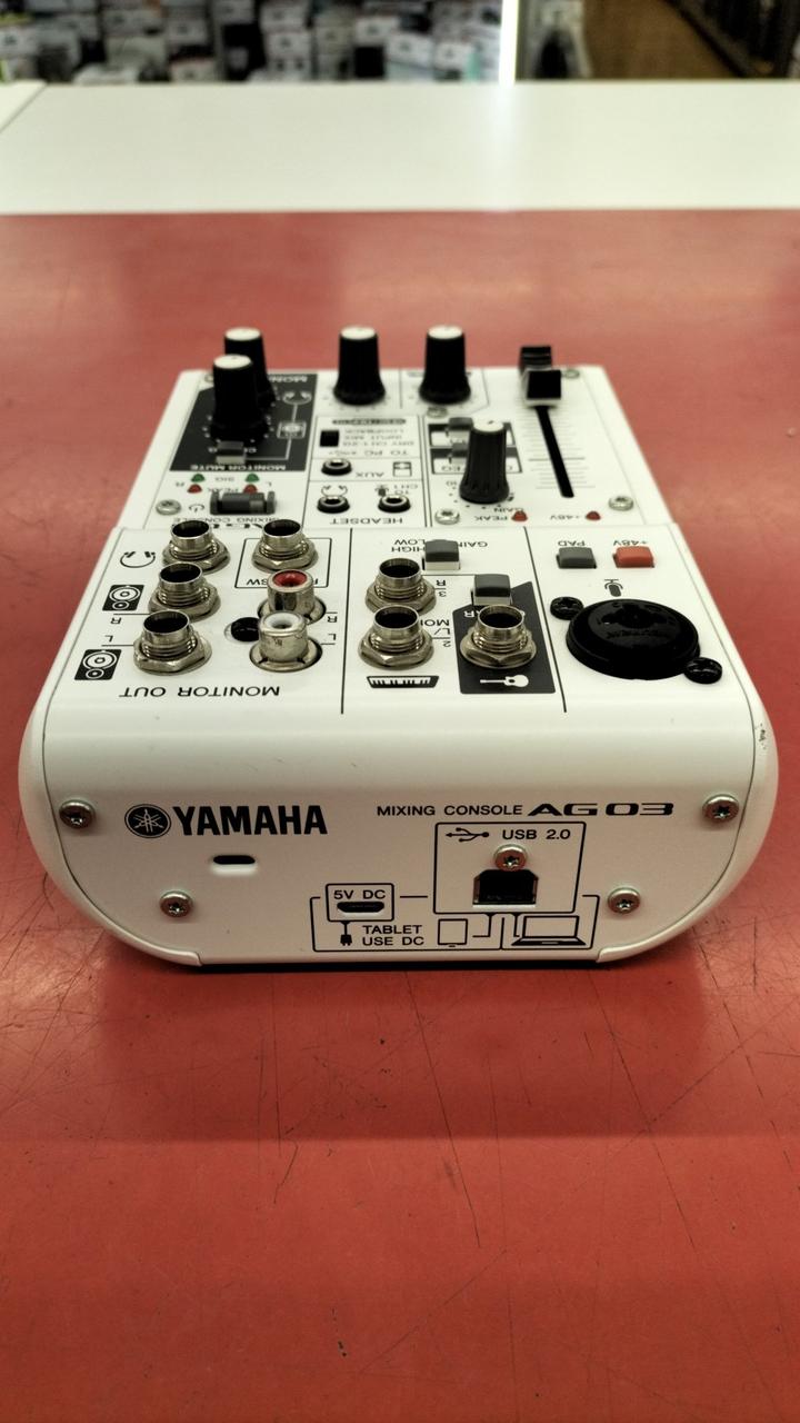 YAMAHA AG03 ミキシングコンソール 美品 Yamaha AG03 ミキシング・コンソール Yamaha AG03 ミキシング