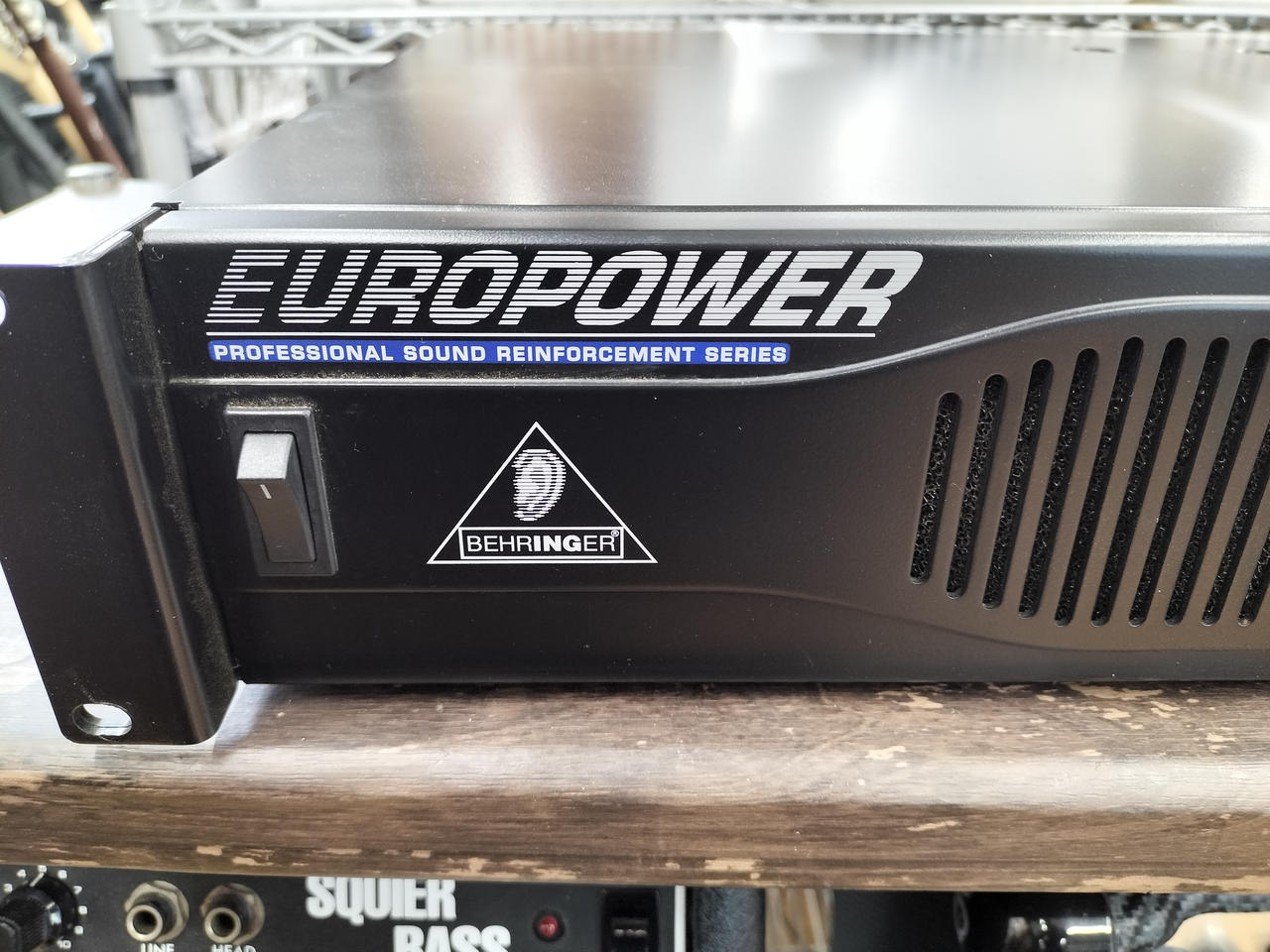 BEHRINGER ベリンガー パワーアンプ EUROPOWER EP2500 Behringer | Product | EP2500