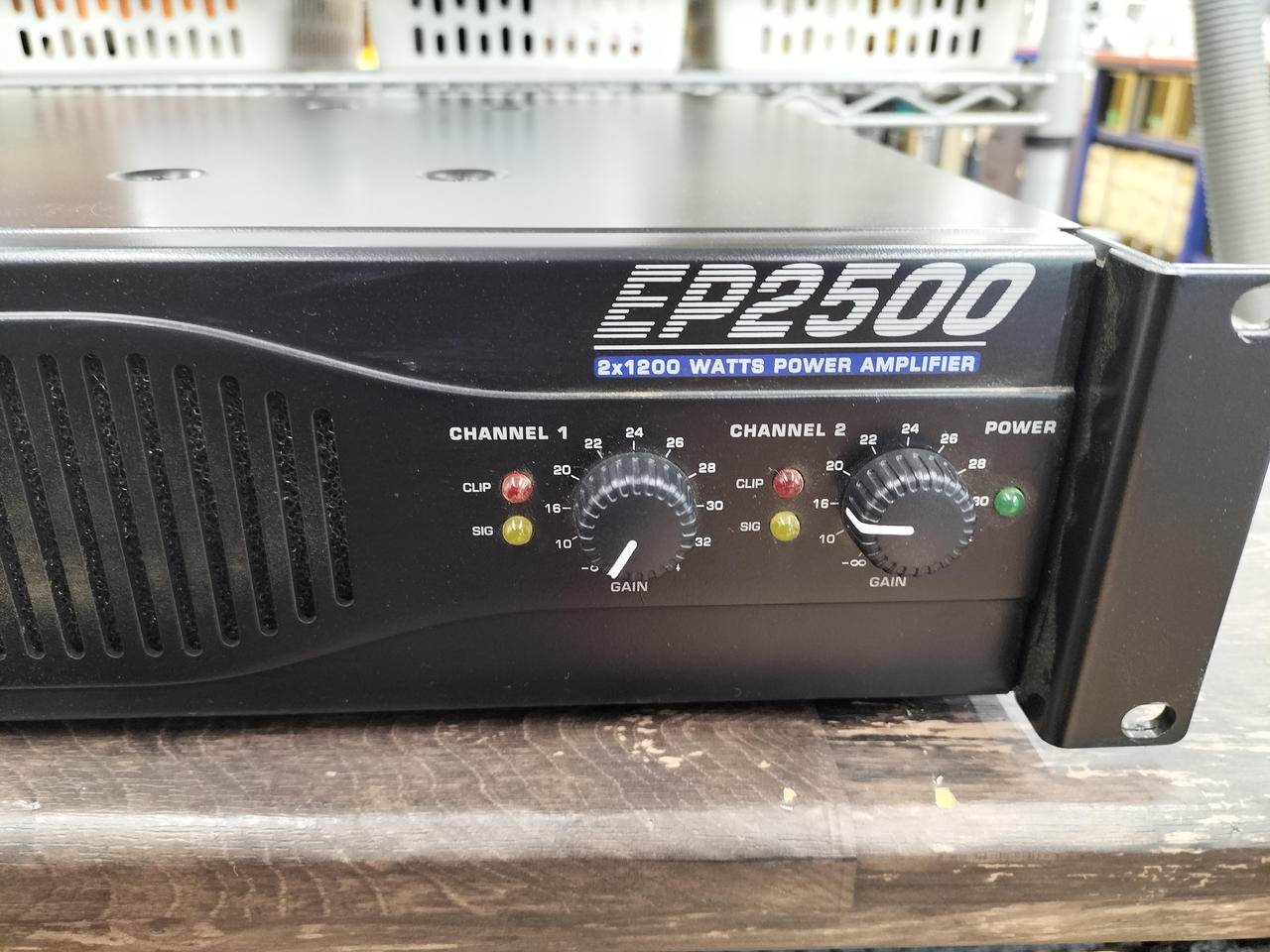 BEHRINGER ベリンガー パワーアンプ EUROPOWER EP2500 DISC Behringer EP2500 Europower Amp at Gear4music