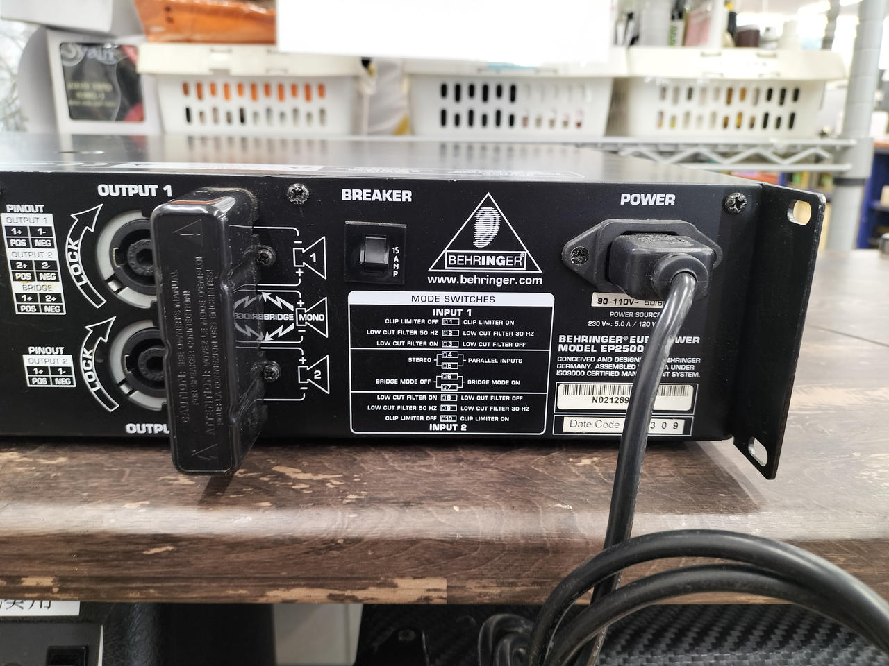 BEHRINGER EUROPOWER EP2500 ベリンガー パワーアンプ Behringer Europower EP2500, 2x1200 Watt Power Amplifier