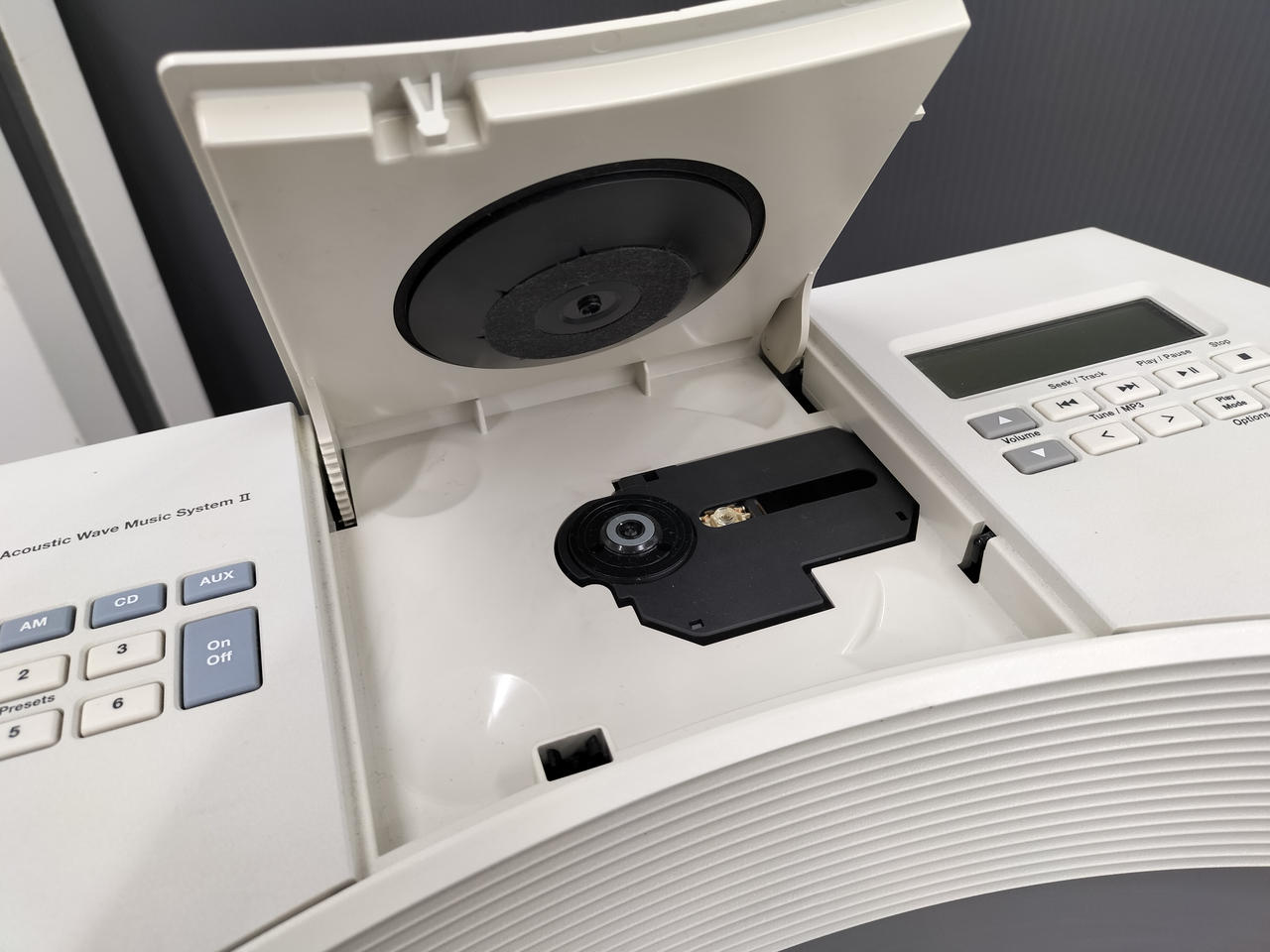 BOSE ボーズ　ACOUSTIC WAVEラジオ　CD カセット　動作品 BOSE ボーズ ACOUSTC WAVE MUSIC SYSTEM カセット CD ラジカセ