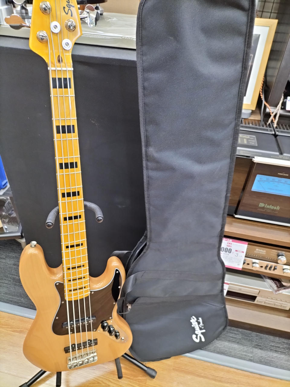 【SQUIER】ベース　『２５日までの出品です』 SQUIER】ベース 『25日までの出品です』 - メルカリ