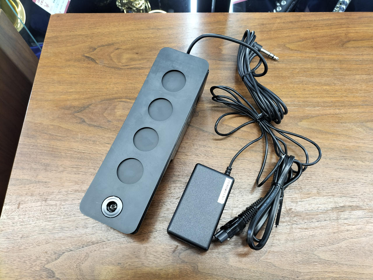 日本未発売！入手困難！MSW-810 アナログシンセサイザー　名機再現 AtomoSynth Mochika X2 発売！超個性的なアナログシンセサイザー