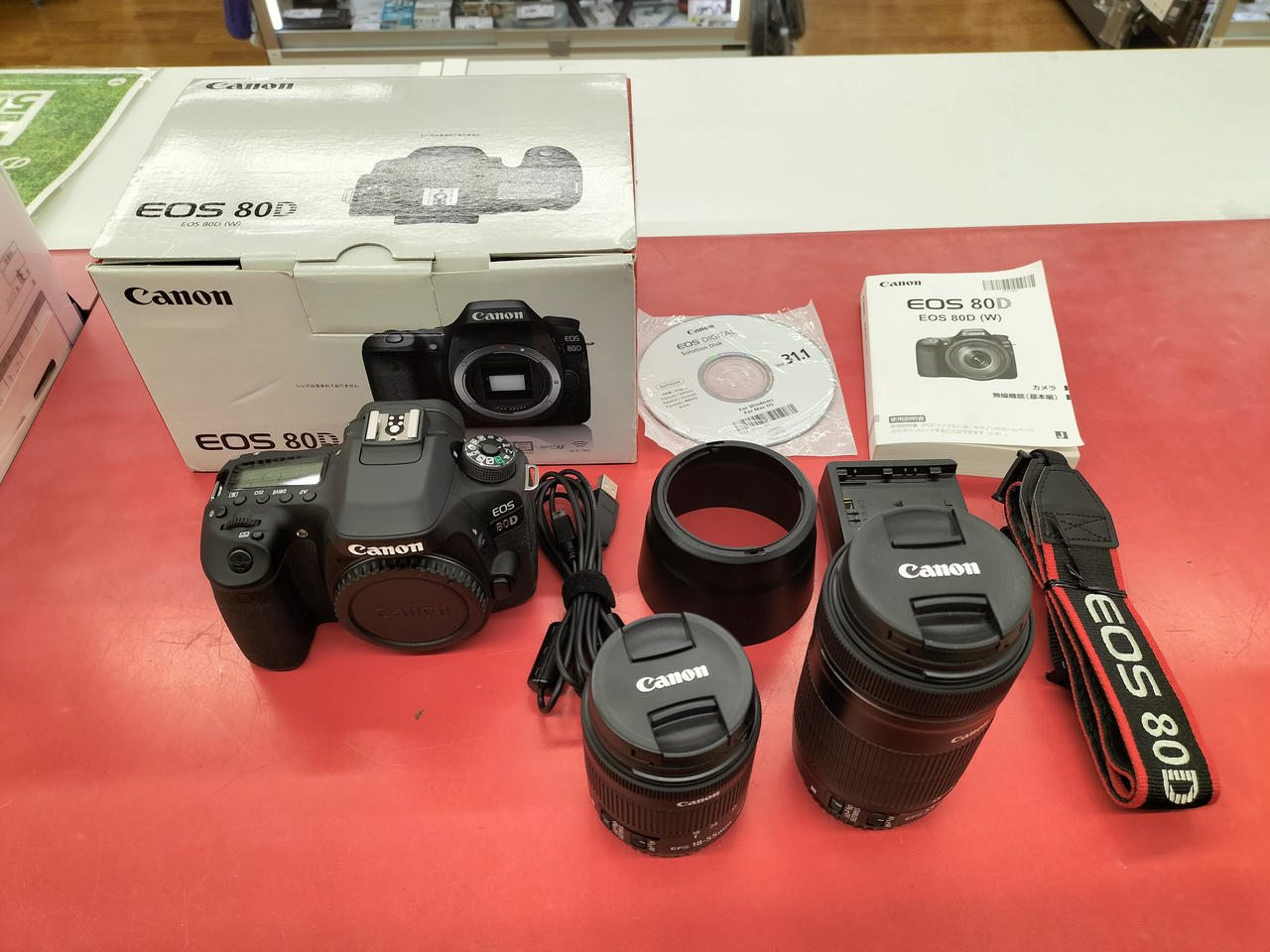 Canon デジタルカメラ EOS 80D ズームレンズ付き 付属品多数！ 美品 美品】WiFi搭載 Canon EOS 80D レンズキット 箱/付属品完備