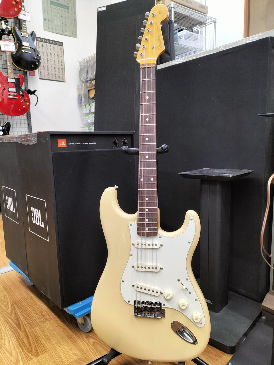 Fender Japan STT-40 EMG mod エレキギター Yahoo!オークション - ☆「Fender Japan STT-40 OWH/スタンダード・ス