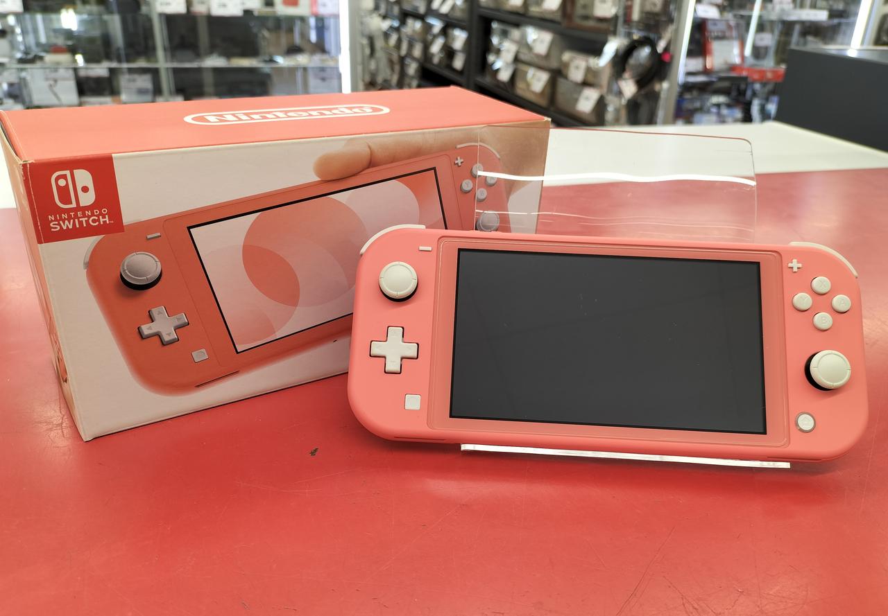 SWITCH LITE