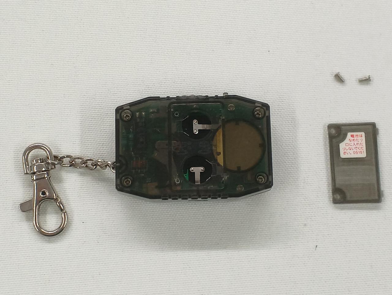 別売りLR44×2必要です。