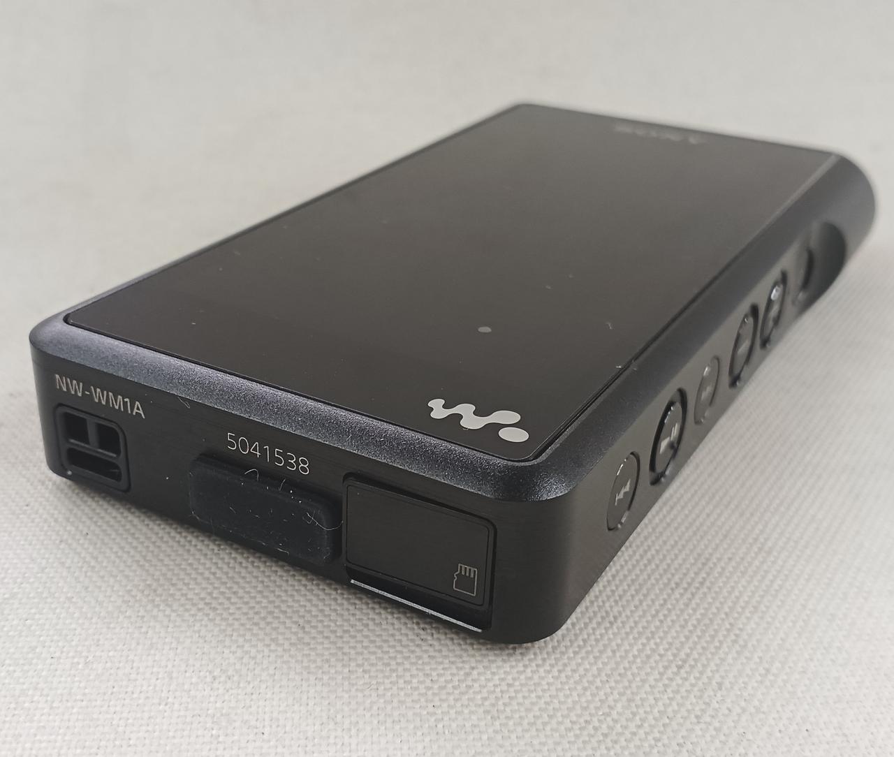 SONY ソニー NW-WM1A　 美品！ 美品 SONY NW-WM1A ウォークマン フラグシップモデル SONY