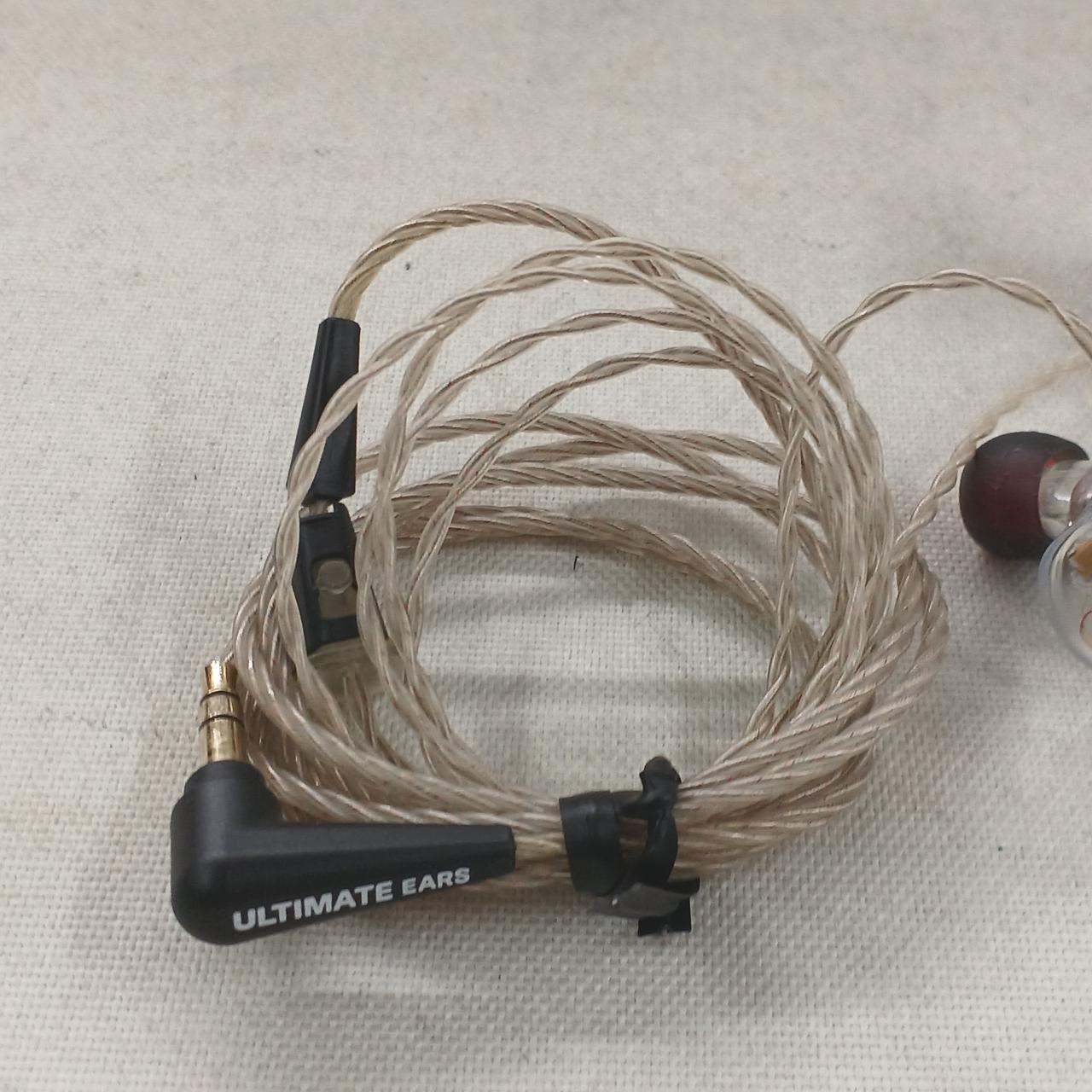 【最終値下げ！】Ultimate Ears UE11PRO リシェル 未使用品 最終値下げ！】Ultimate Ears UE11PRO リシェル 未使用品