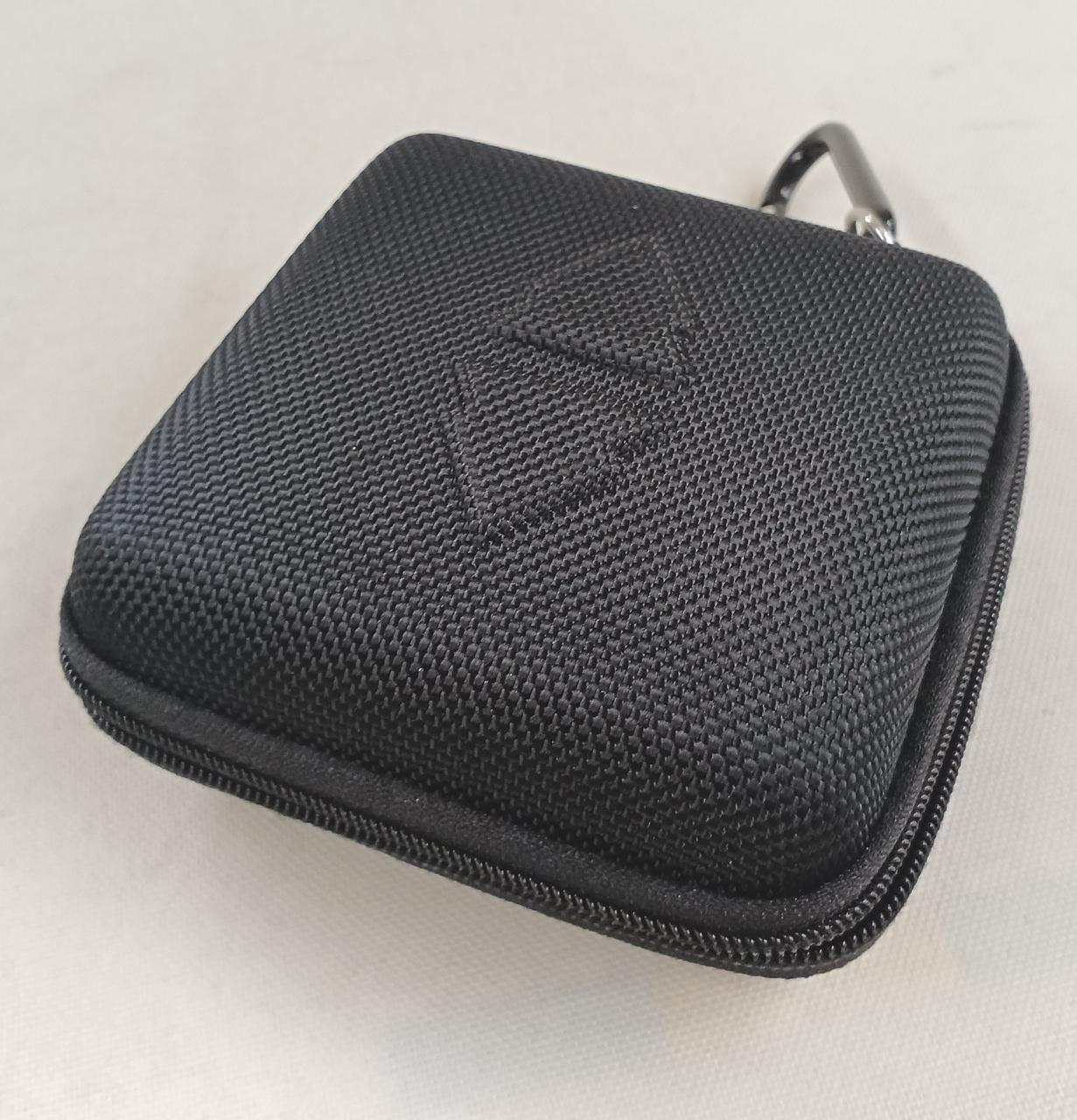 別売りの収納ケース付属