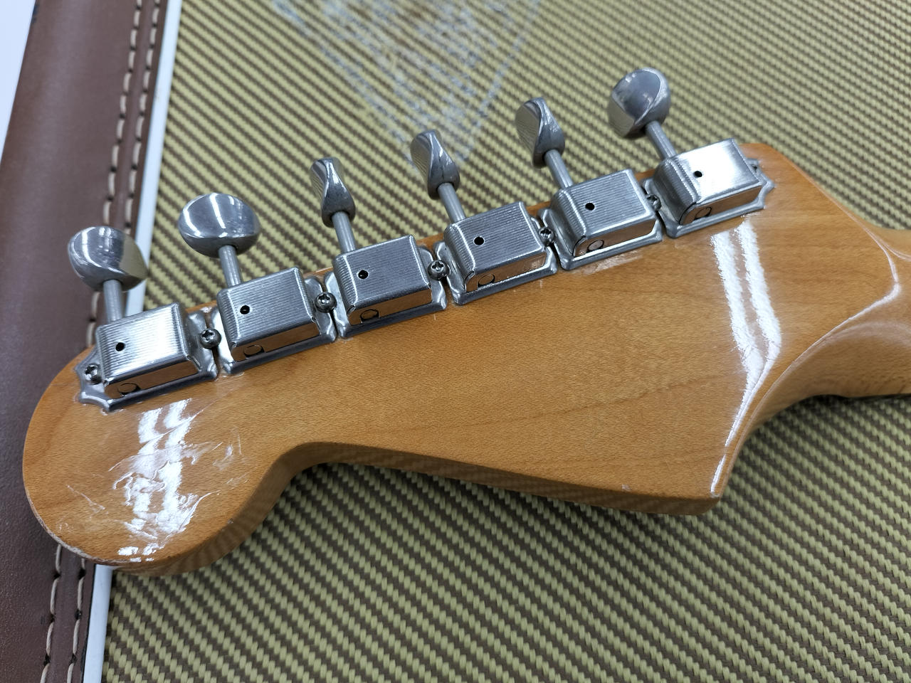 ロゴの跡と思われるもの(画面左)