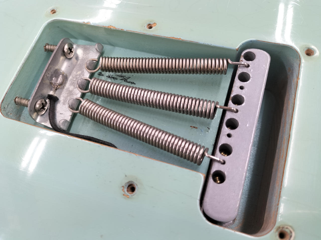 customshopステッカーが見えます