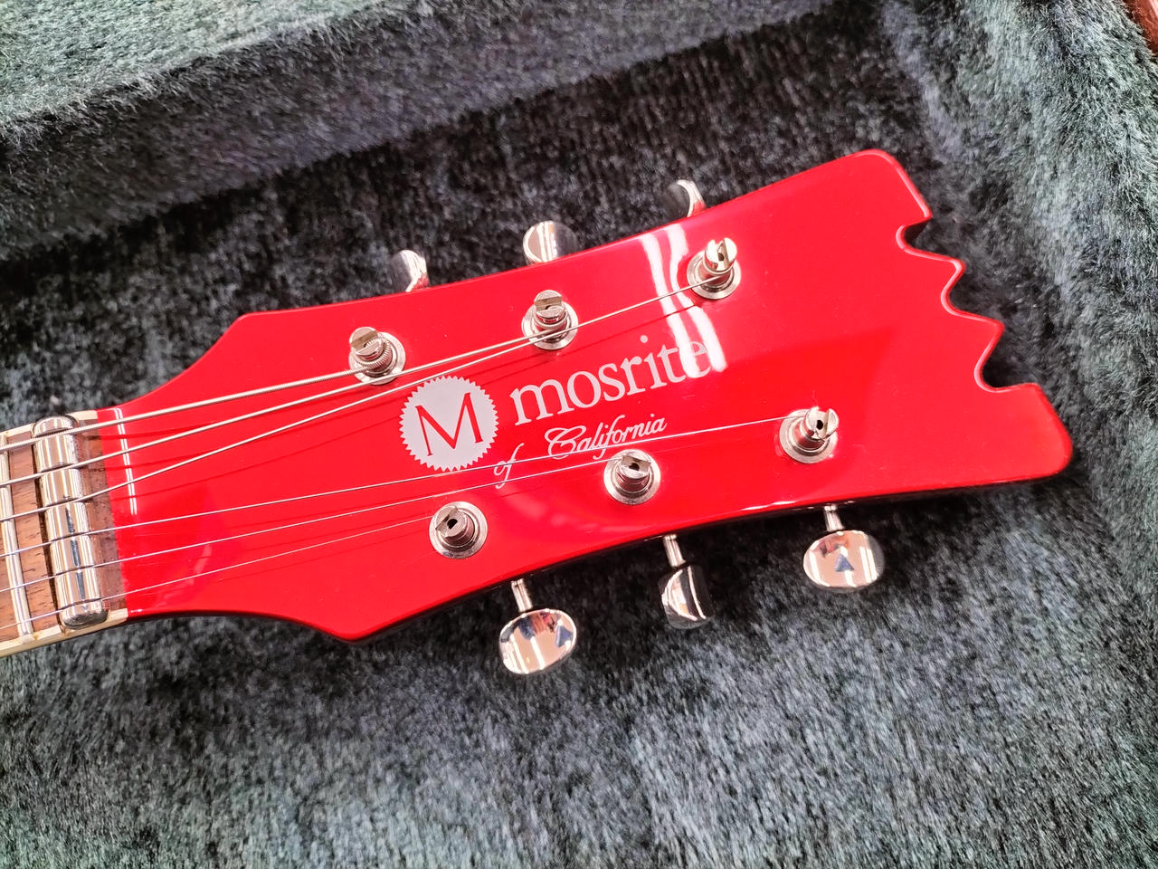 ★モズライト レッド　黒雲製　値下げしました。 厳選モズライトが5本入荷！Mosrite Guitar Fair｜島村楽器