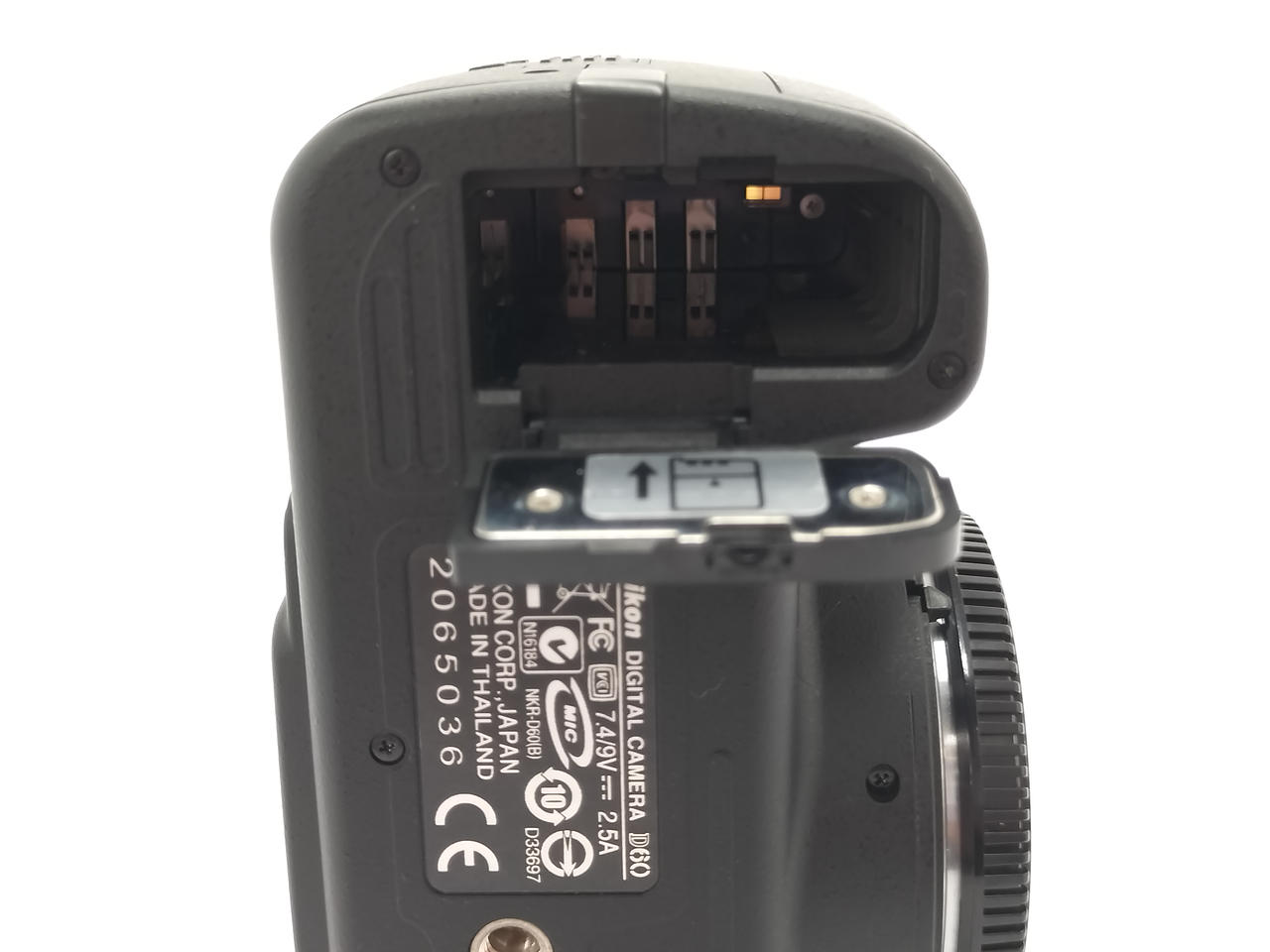 Nikon デジタルカメラ　レンズ付き　D60 ジャンク品 ジャンク品】Nikonデジタル一眼レフカメラD60 - メルカリ