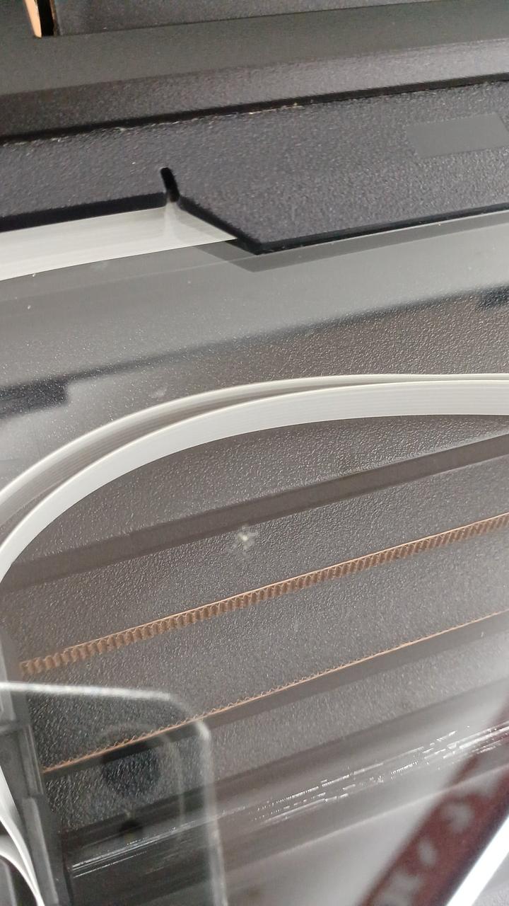 内側にカビがあります