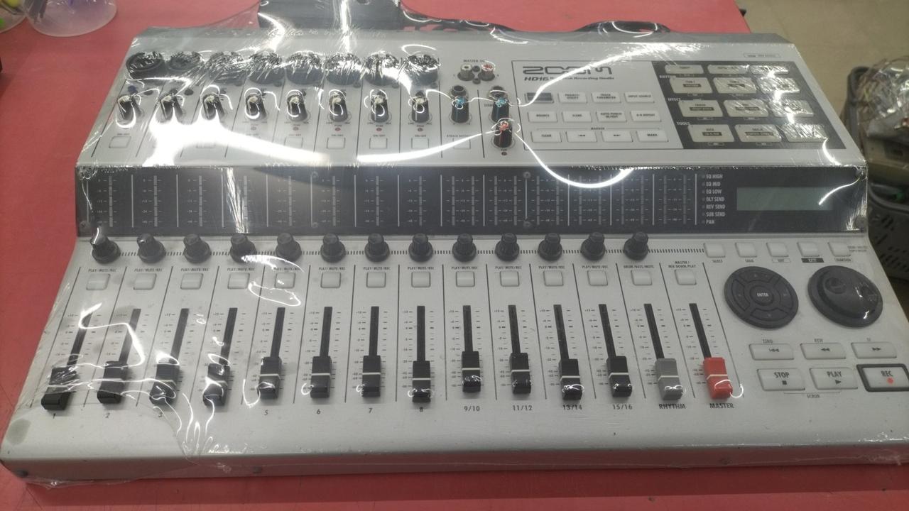 ZOOM HD16 MTR マルチトラックレコーダー ZOOM HD16 MTR マルチ