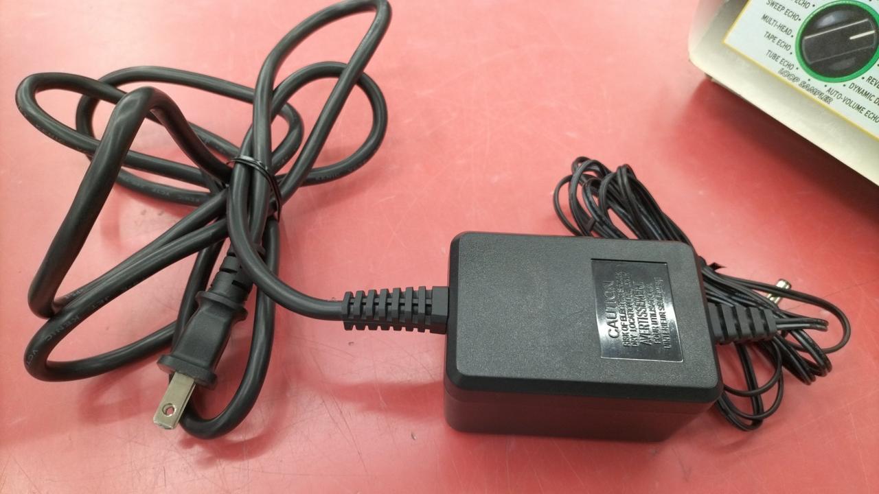 LINE6 DL4 アダプター&元箱&保証書付き LINE6 DL4 アダプター&元箱&保証書付き