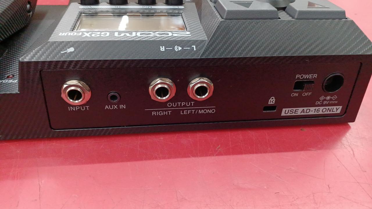 [美品]ZOOM G2Xfour マルチエフェクター 保証書付 G2FOUR & G2X FOUR Effects & Amp Emulator | ZOOM