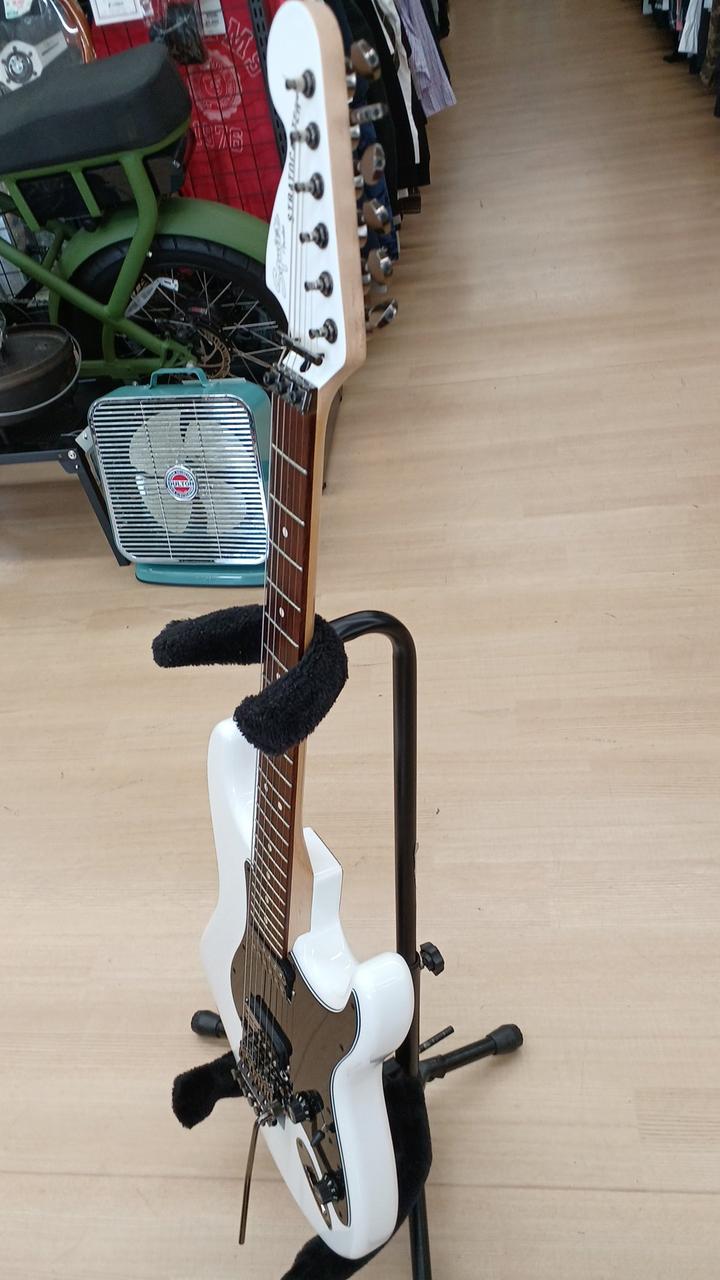 SQUIER|リバースヘッドストラトキャスター|HARDOFFオフモール