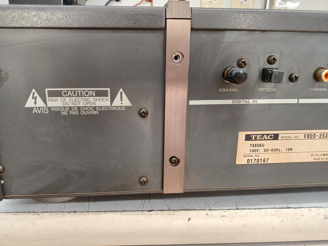 ネジ欠品しています