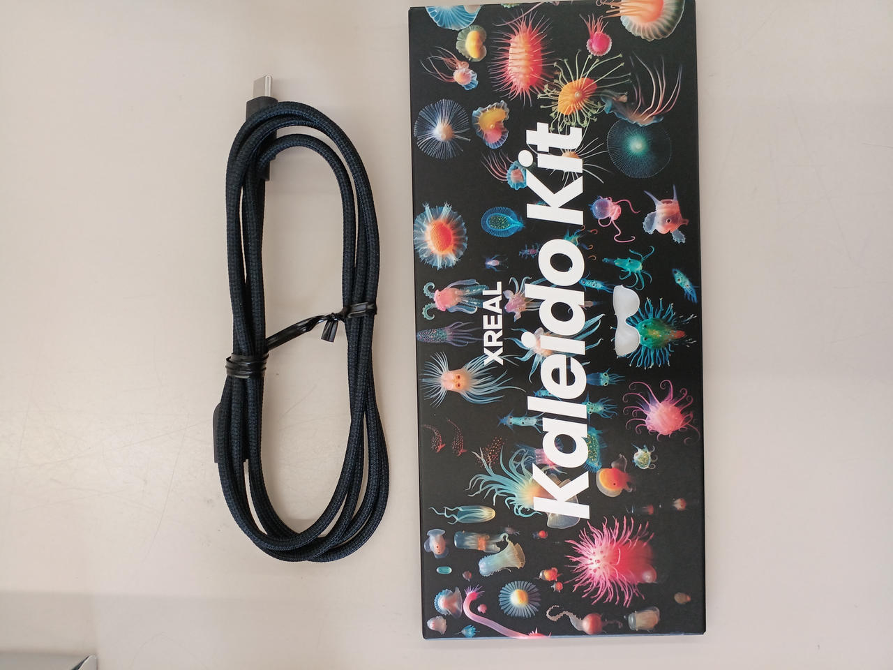 USBケーブルとkaleido kit