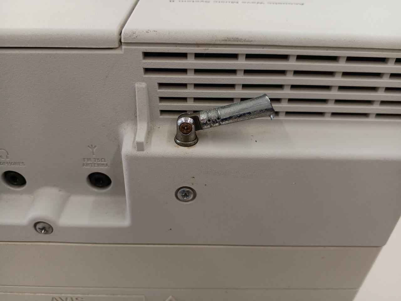 アンテナ折れています