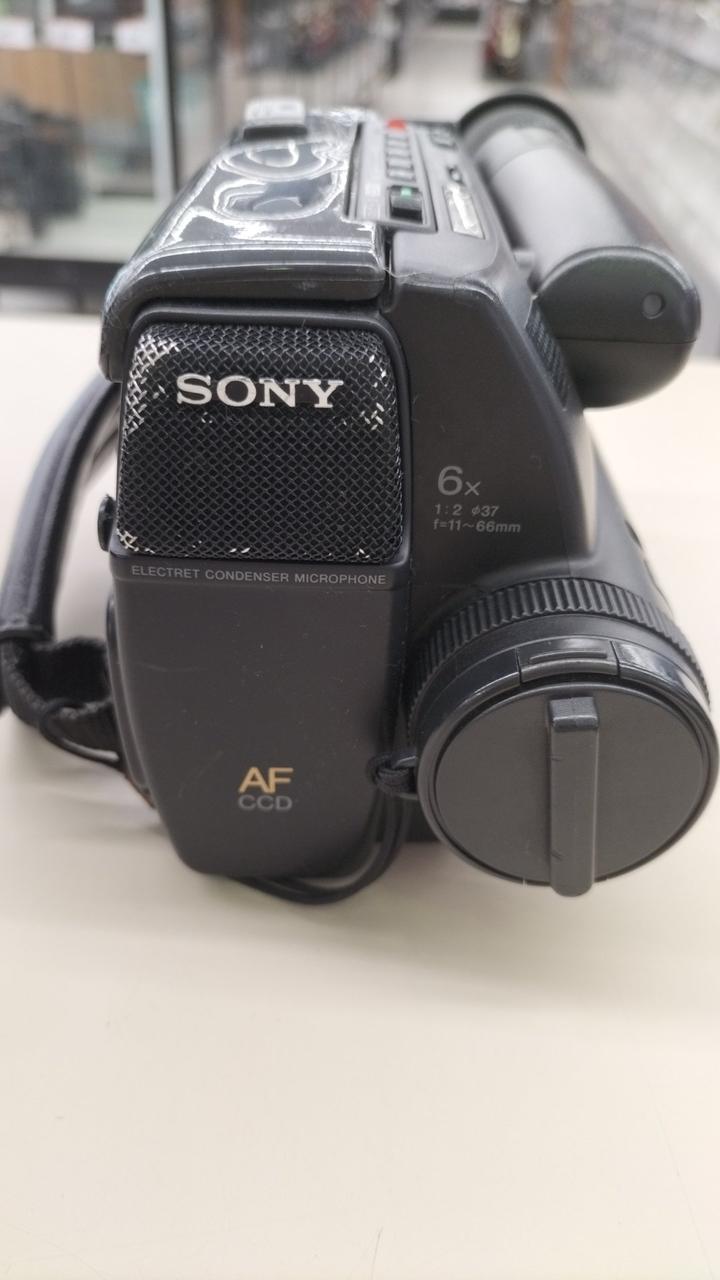 美品・動作良好 VideoHi8ソニー CCD-TR1 高画質8ミリビデオカメラ 動作良好 VideoHi8 ソニーCCD-TR11 8ミリビデオ DVD化に最適