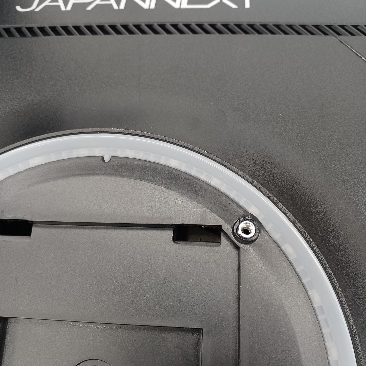 脚取り付け内側部分傷アリ