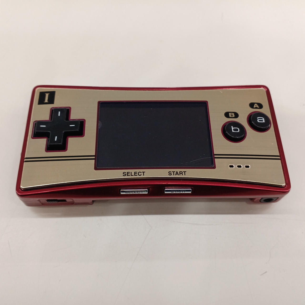 アダプター欠品。