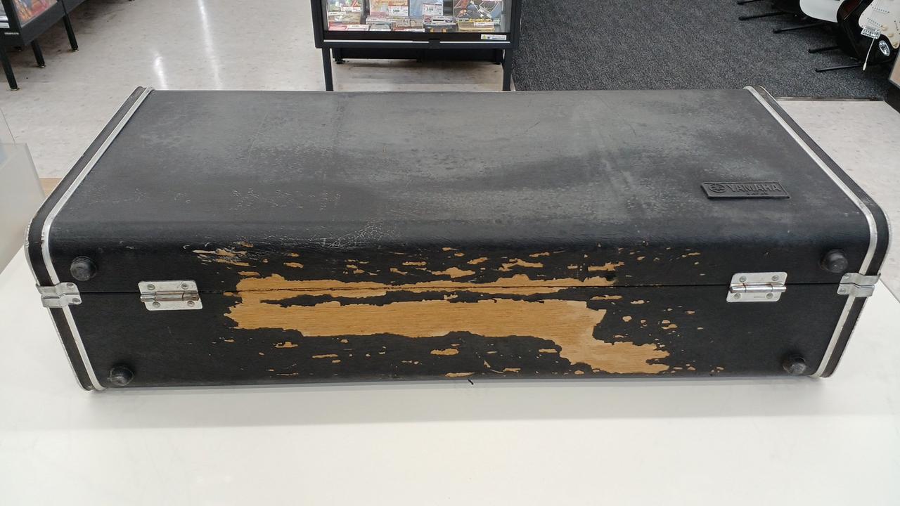 ケース剥がれあり。