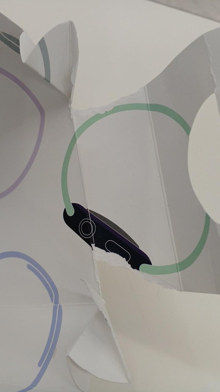 スリーブ破れあり