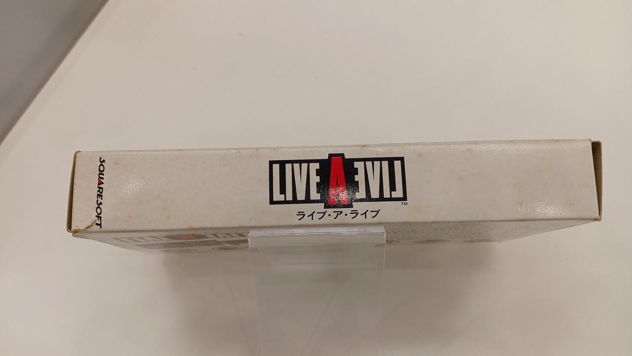 左下破れあり