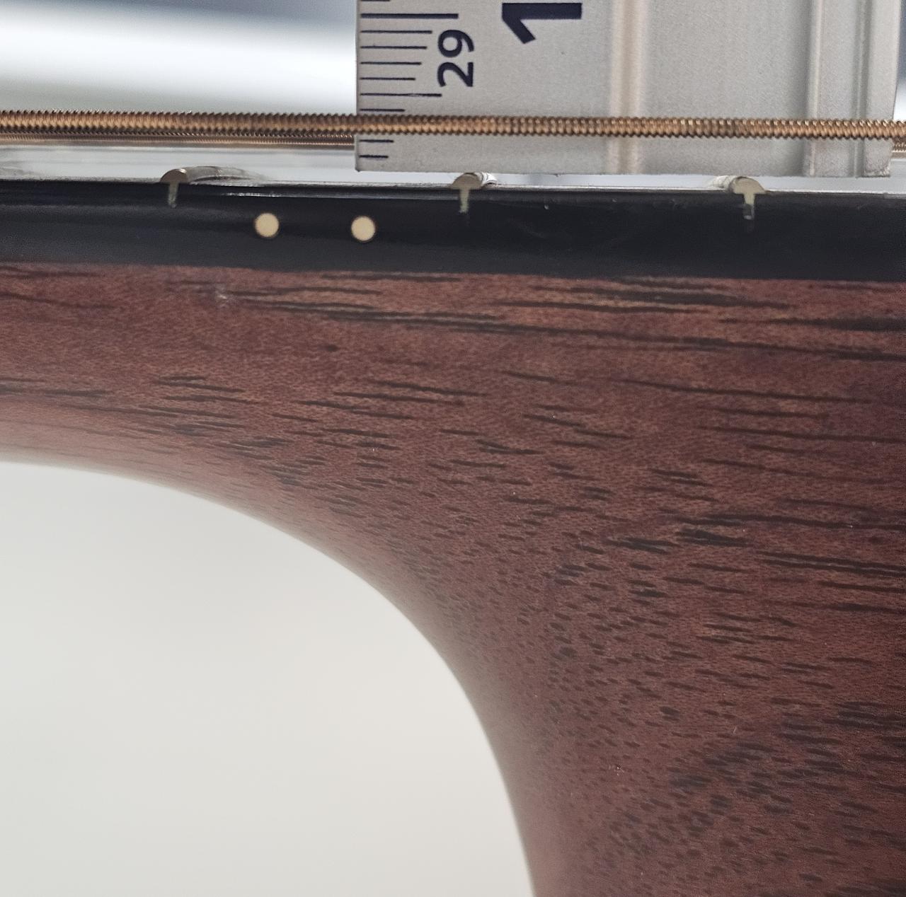弦高約2.1mm